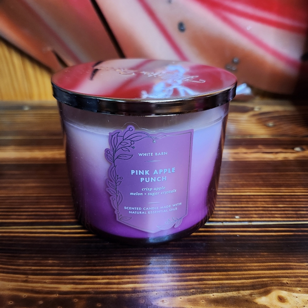 3 wick candle